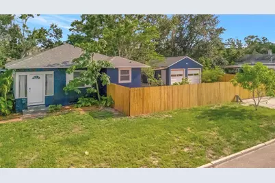 301 Kingston Street S, Saint Petersburg, FL 33711 - Photo 1