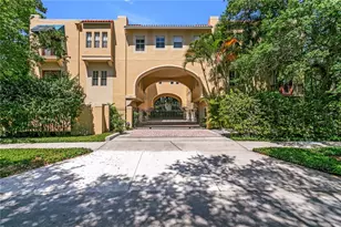 3010 W Stovall St, Tampa, FL 33629 - Photo 1