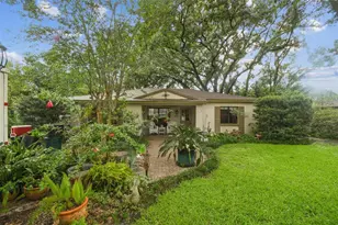 10708 N Waterhole Pl, Tampa, FL 33612 - Photo 1