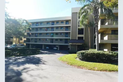 1843 Golfview Drive #1843, Tarpon Springs, FL 34689 - Photo 1