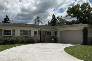 529 N Larry Circle N, Brandon, FL 33511 - Photo 1