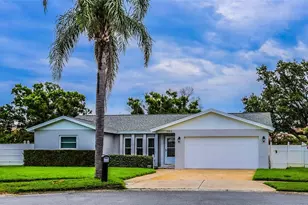 11713 106th Ct, Seminole, FL 33778 - Photo 1