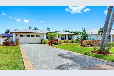 205 24th Avenue SW, Ruskin, FL 33570 - Photo 1