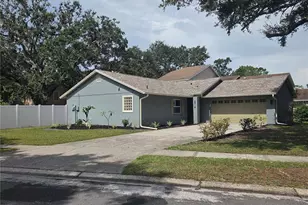 2719 Lakeville Dr, Tampa, FL 33618 - Photo 1
