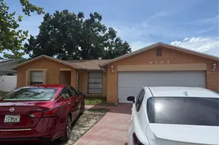 9705 Kingsburgh Ct, Tampa, FL 33615 - Photo 1
