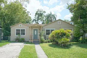 810 W Woodlawn Ave, Tampa, FL 33603 - Photo 1