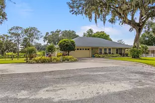 70 Arthur Ln, Winter Haven, FL 33880 - Photo 1