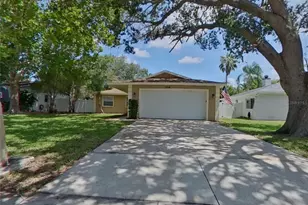 1708 Hibiscus Cir N, Oldsmar, FL 34677 - Photo 1