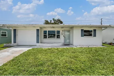 10221 Larchmont Place N #12, Pinellas Park, FL 33782 - Photo 1