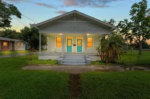 2402 E 10th Ave, Tampa, FL 33605 - Photo 1