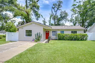 1207 W Hollywood St, Tampa, FL 33604 - Photo 1