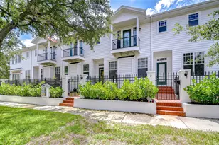 113 Bosphorous Ave, Tampa, FL 33606 - Photo 1