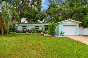 1120 Gray St S, Gulfport, FL 33707 - Photo 1