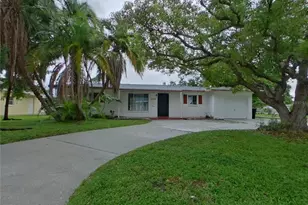 6898 17th Ln N, Saint Petersburg, FL 33702 - Photo 1