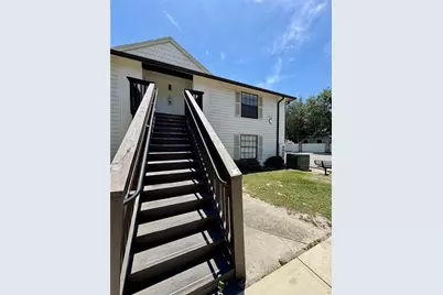 305 W Grant Street #C10, Plant City, FL 33563 - Photo 1