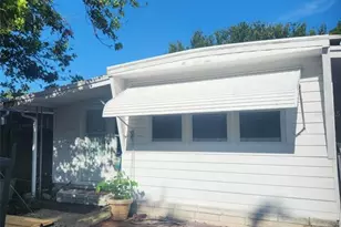 5320 W Pine Street N, Saint Petersburg, FL 33709 - Photo 1