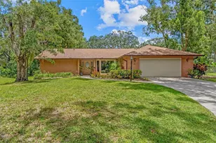 1913 Dyer Rd, Tampa, FL 33618 - Photo 1