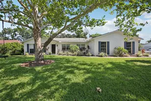 3101 Riggs Ln, Tampa, FL 33618 - Photo 1