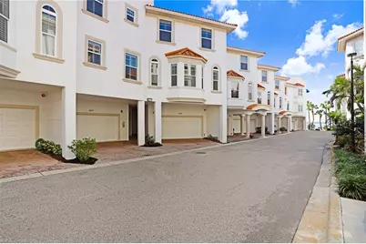 1340 Bayshore Boulevard #407, Dunedin, FL 34698 - Photo 1