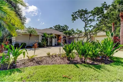 9935 Oaks Lane, Seminole, FL 33772 - Photo 1