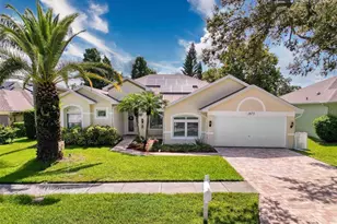 1673 Oak Park Ct, Tarpon Springs, FL 34689 - Photo 1