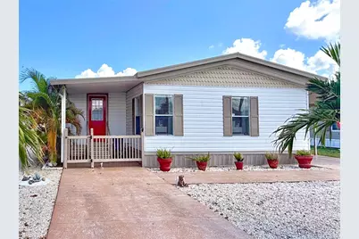 119 S Saint Thomas Circle, Apollo Beach, FL 33572 - Photo 1
