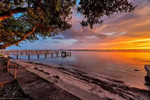 2150 Pelham Rd N, Saint Petersburg, FL 33710 - Photo 1