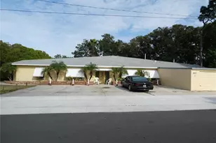 4631 40th St N, Saint Petersburg, FL 33714 - Photo 1