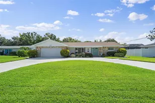 6150 28th St S, Saint Petersburg, FL 33712 - Photo 1