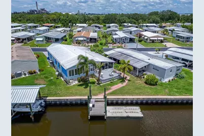 132 S Saint Thomas Circle, Apollo Beach, FL 33572 - Photo 1