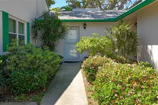 3203 40th Way S, Saint Petersburg, FL 33711 - Photo 1