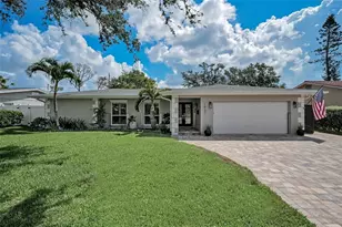 1937 Dolphin Blvd S, Saint Petersburg, FL 33707 - Photo 1