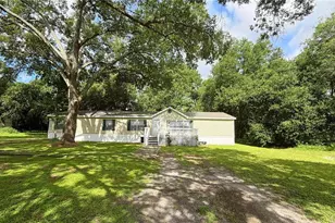 7417 Timber Crest Ln, Zephyrhills, FL 33540 - Photo 1