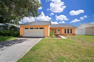 812 Settlers Rd, Tampa, FL 33613 - Photo 1