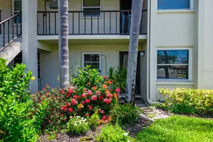 1100 E Bay Dr, Largo, FL 33770 - Photo 1
