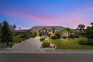 2121 New Bedford Dr, Sun City Center, FL 33573 - Photo 1