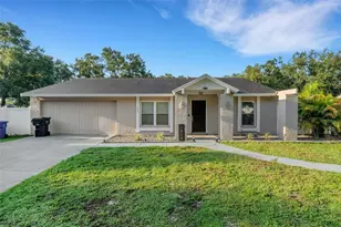 1606 Crystalview Trail, Lakeland, FL 33801 - Photo 1
