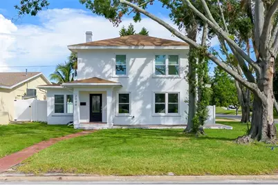 2000 Shore Acres Boulevard NE, Saint Petersburg, FL 33703 - Photo 1