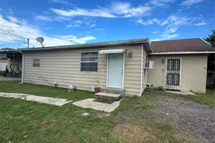 3923 W Flora St, Tampa, FL 33614 - Photo 1