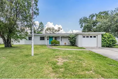 1871 63rd Avenue N, Saint Petersburg, FL 33702 - Photo 1