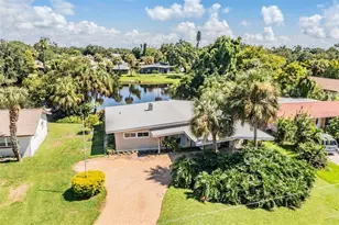 961 58th Ave S, Saint Petersburg, FL 33705 - Photo 1