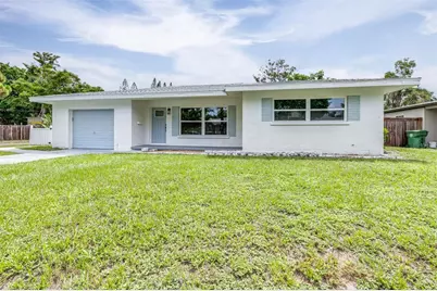 2201 20th Street Court W, Bradenton, FL 34205 - Photo 1