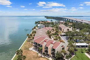 7540 Sunshine Skyway Ln S, Saint Petersburg, FL 33711 - Photo 1