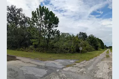 201 Alba Drive, Indian Lake Estates, FL 33855 - Photo 1