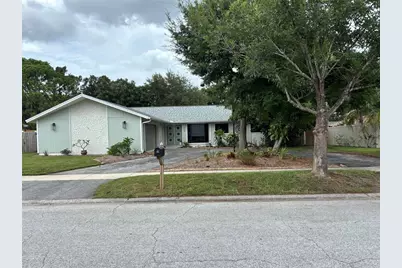 705 Wild Oak Lane, Palm Harbor, FL 34683 - Photo 1