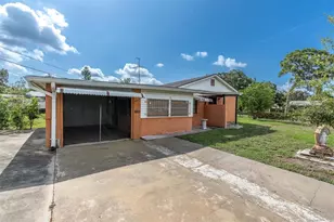 130 66th St S, Saint Petersburg, FL 33707 - Photo 1