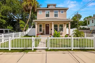 1407 7th Ave N, Saint Petersburg, FL 33705 - Photo 1