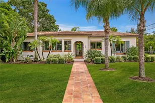 500 36th Ave NE, Saint Petersburg, FL 33704 - Photo 1