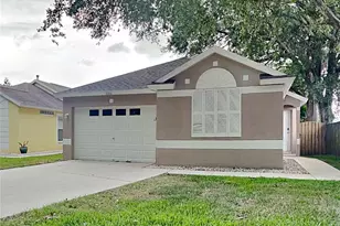 11101 Robin Lake Ct, Riverview, FL 33569 - Photo 1