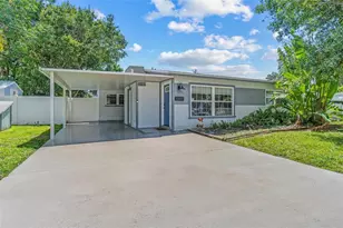 6841 13th St N, Saint Petersburg, FL 33702 - Photo 1